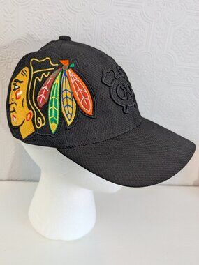 New Era Chicago Black Hawks 39thirty Child Youth Hat Cap